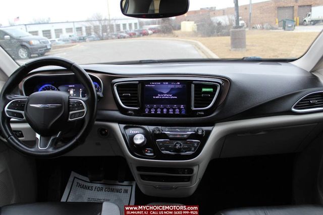 2018 Chrysler Pacifica Touring L Plus FWD - 22770728 - 32