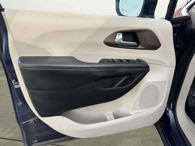 2018 Chrysler Pacifica Touring L Plus FWD - 22963947 - 12