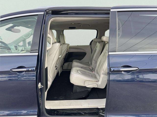 2018 Chrysler Pacifica Touring L Plus FWD - 22963947 - 16