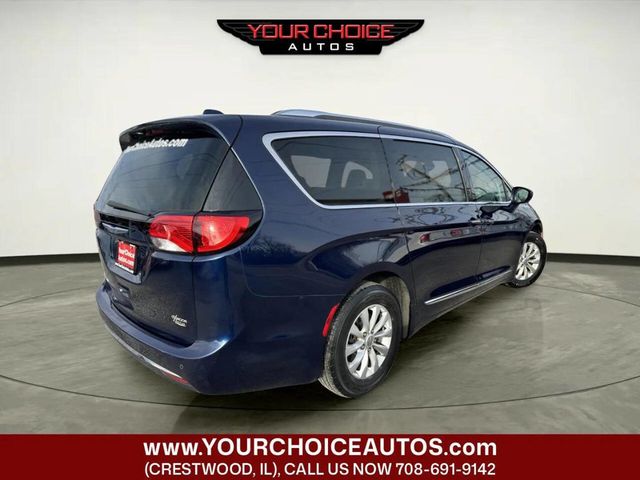 2018 Chrysler Pacifica Touring L Plus FWD - 22963947 - 4