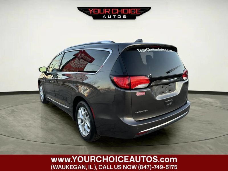 2018 Chrysler Pacifica Touring L Plus FWD - 22970218 - 2