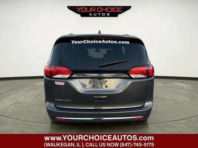 2018 Chrysler Pacifica Touring L Plus FWD - 22970218 - 3