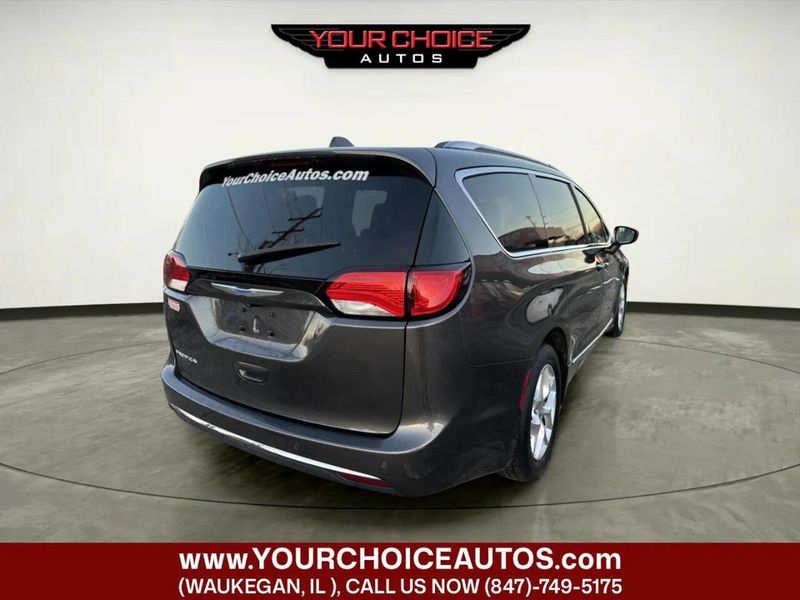 2018 Chrysler Pacifica Touring L Plus FWD - 22970218 - 4