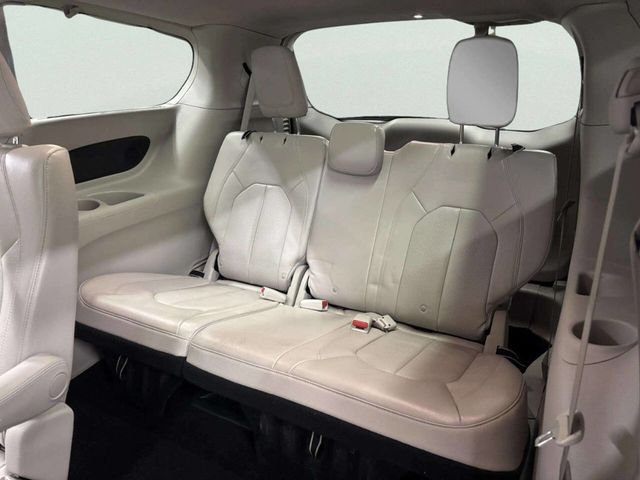 2018 Chrysler Pacifica Touring L Plus FWD - 22982596 - 16