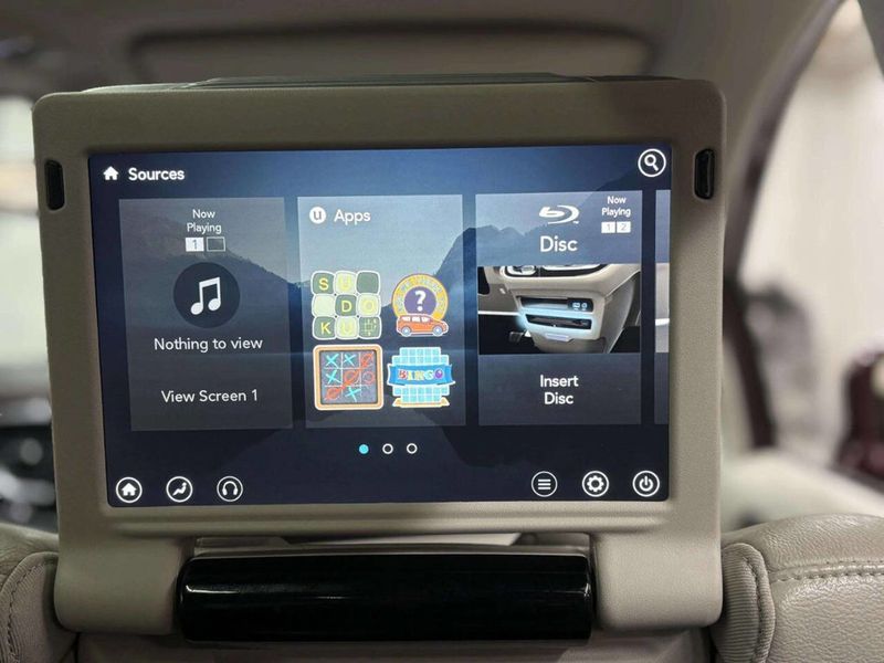 2018 Chrysler Pacifica Touring L Plus FWD - 22982596 - 29