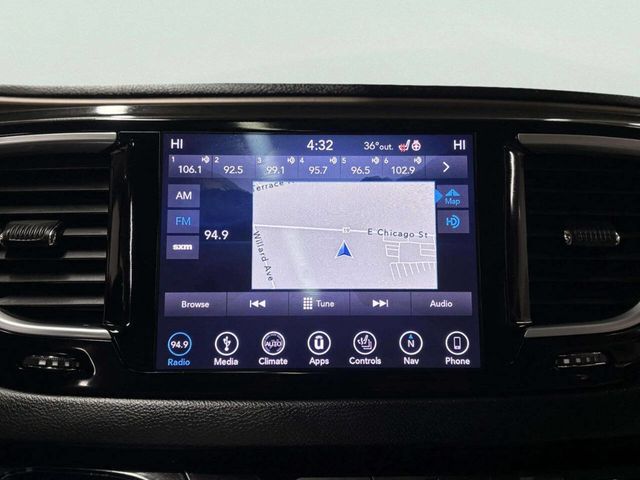 2018 Chrysler Pacifica Touring L Plus FWD - 22982596 - 35