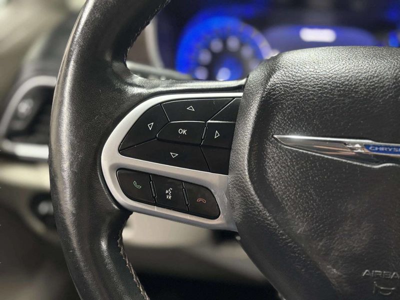 2018 Chrysler Pacifica Touring L Plus FWD - 22982596 - 42