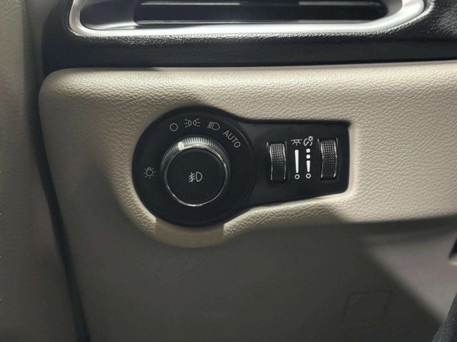 2018 Chrysler Pacifica Touring L Plus FWD - 22982596 - 47