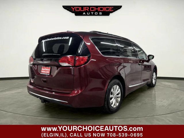 2018 Chrysler Pacifica Touring L Plus FWD - 22982596 - 4