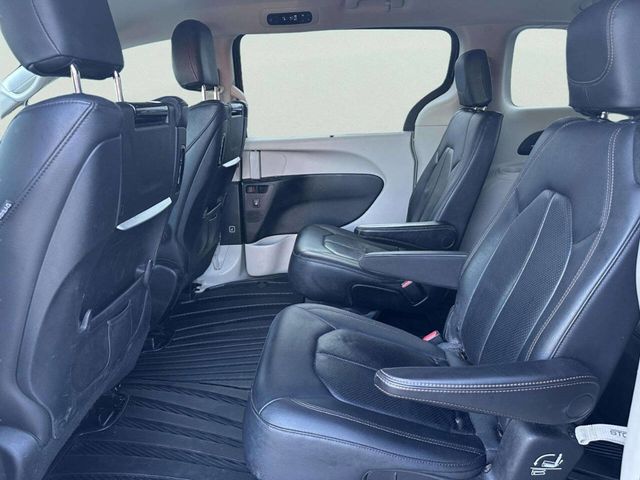 2018 Chrysler Pacifica Touring L Plus FWD - 23054071 - 10