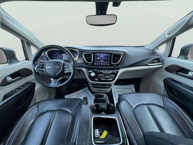 2018 Chrysler Pacifica Touring L Plus FWD - 23054071 - 21