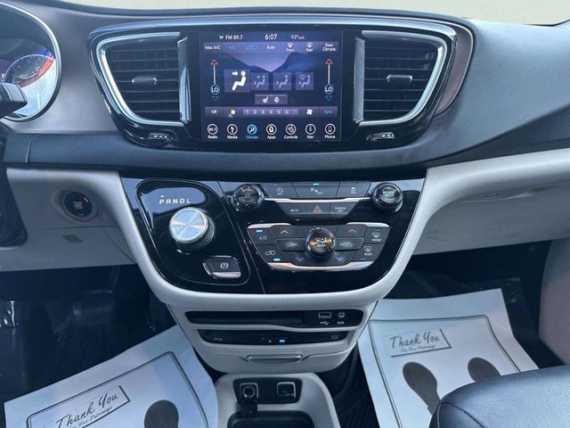 2018 Chrysler Pacifica Touring L Plus FWD - 23054071 - 24