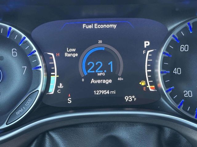 2018 Chrysler Pacifica Touring L Plus FWD - 23054071 - 32