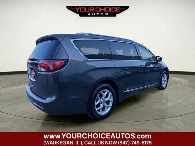 2018 Chrysler Pacifica Touring L Plus FWD - 23054071 - 4