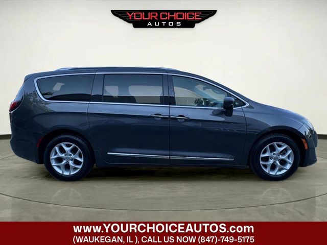2018 Chrysler Pacifica Touring L Plus FWD - 23054071 - 5