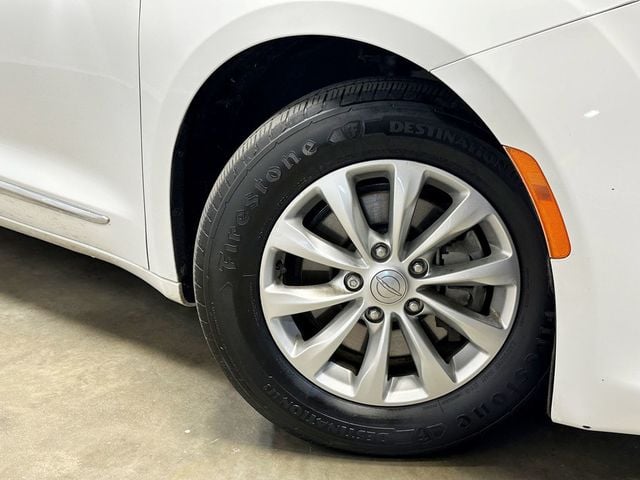 2018 Chrysler Pacifica Touring L Plus FWD - 23071389 - 13
