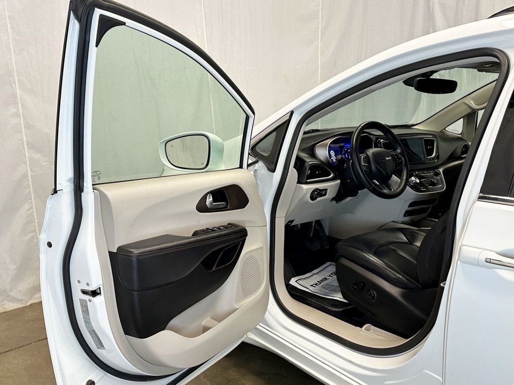 2018 Chrysler Pacifica Touring L Plus FWD - 23071389 - 14