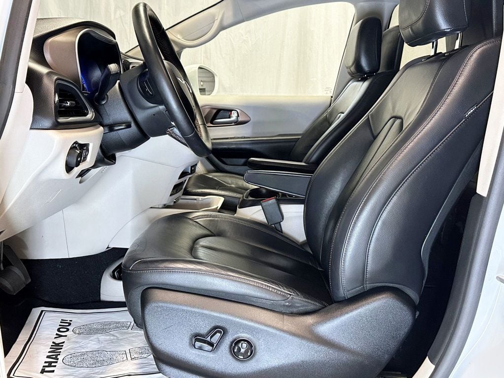 2018 Chrysler Pacifica Touring L Plus FWD - 23071389 - 16