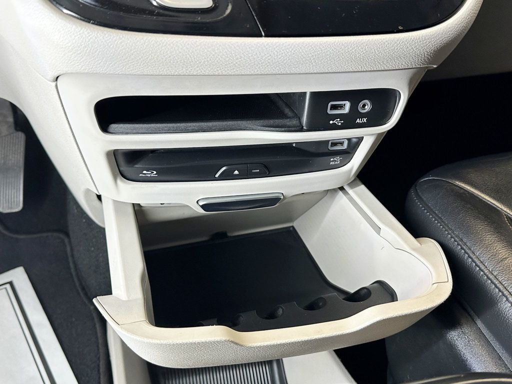 2018 Chrysler Pacifica Touring L Plus FWD - 23071389 - 30