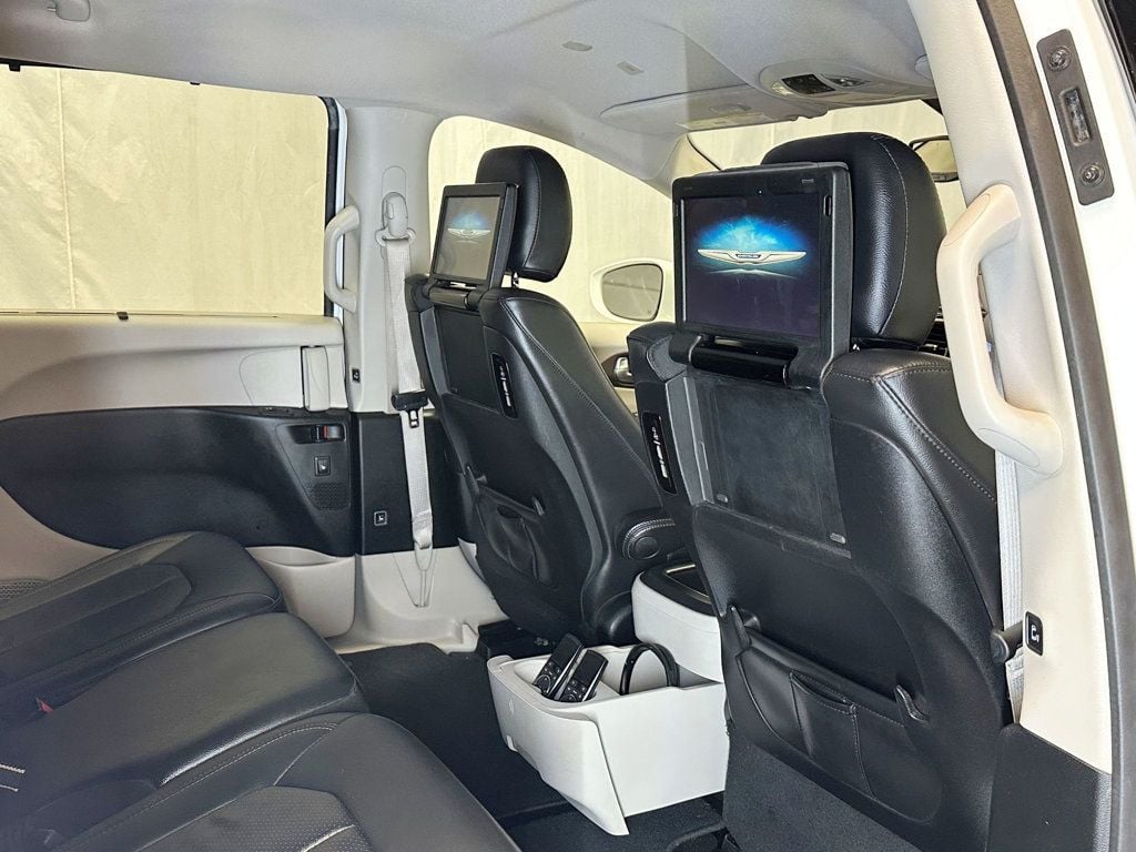 2018 Chrysler Pacifica Touring L Plus FWD - 23071389 - 38