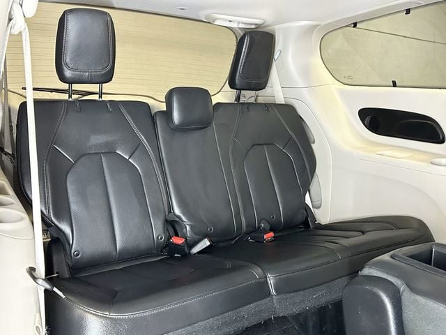 2018 Chrysler Pacifica Touring L Plus FWD - 23071389 - 43