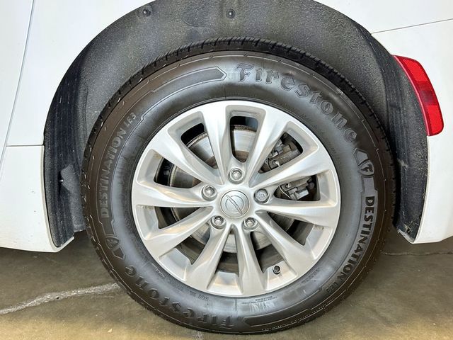 2018 Chrysler Pacifica Touring L Plus FWD - 23071389 - 48