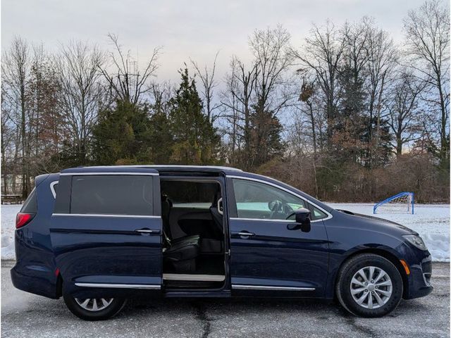 2018 Chrysler Pacifica Touring L Plus FWD - 22969579 - 11