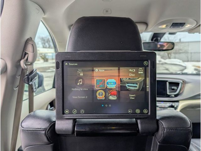 2018 Chrysler Pacifica Touring L Plus FWD - 22969579 - 17