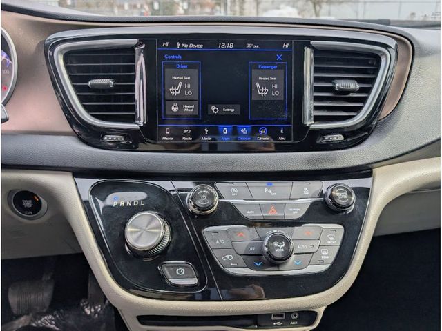 2018 Chrysler Pacifica Touring L Plus FWD - 22969579 - 25