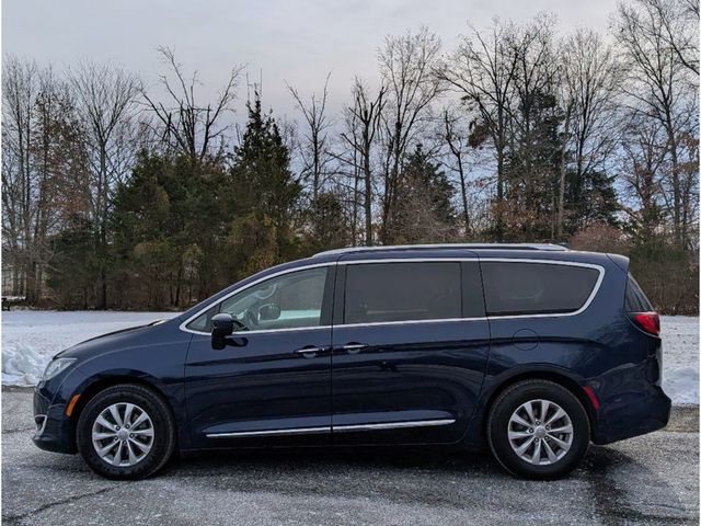 2018 Chrysler Pacifica Touring L Plus FWD - 22969579 - 3