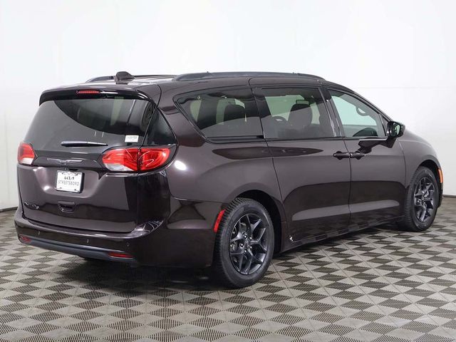 2018 Chrysler Pacifica Touring L Plus FWD - 23079390 - 11