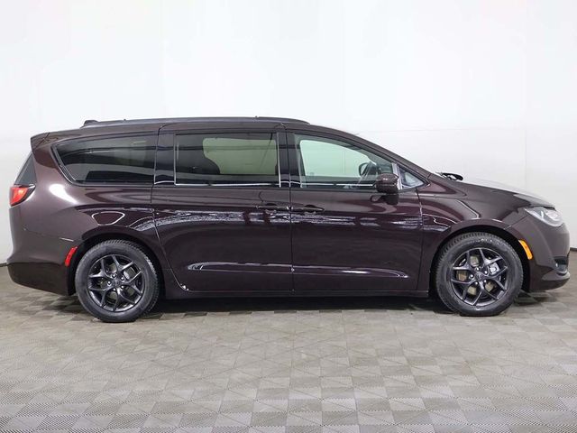 2018 Chrysler Pacifica Touring L Plus FWD - 23079390 - 19