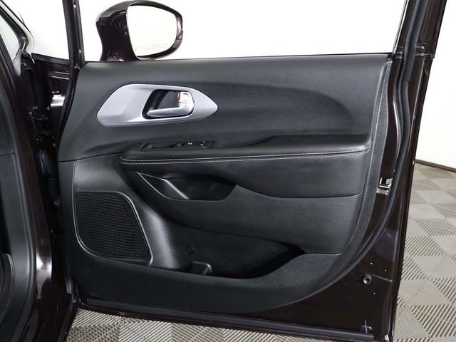 2018 Chrysler Pacifica Touring L Plus FWD - 23079390 - 25
