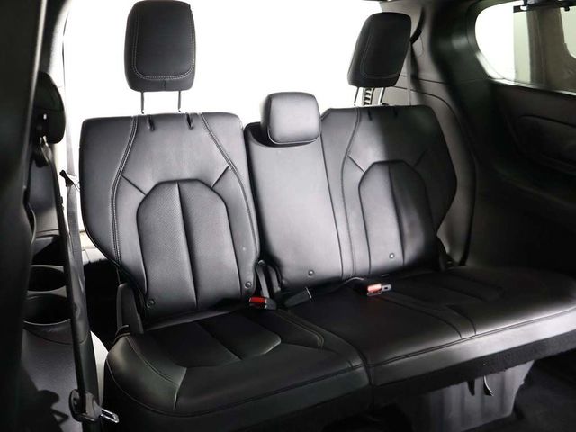 2018 Chrysler Pacifica Touring L Plus FWD - 23079390 - 39