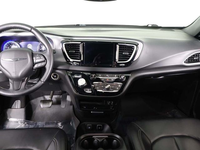 2018 Chrysler Pacifica Touring L Plus FWD - 23079390 - 40