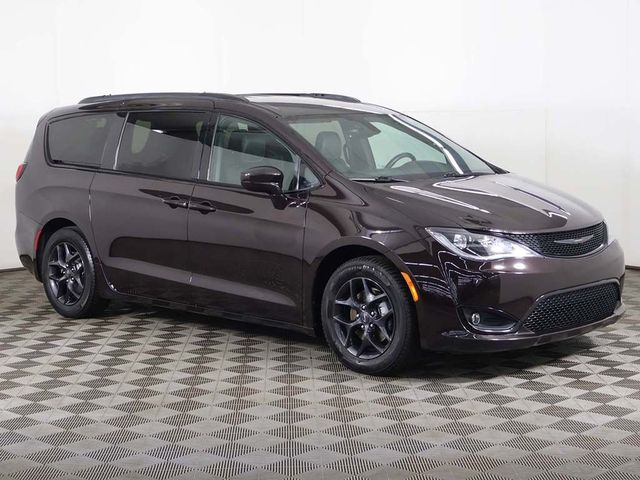 2018 Chrysler Pacifica Touring L Plus FWD - 23079390 - 58
