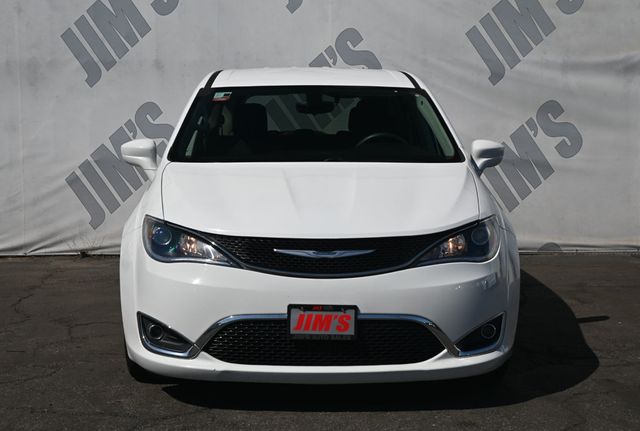 2018 Chrysler Pacifica Touring Plus  - 22917438 - 1