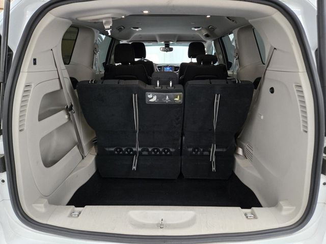 2018 Chrysler Pacifica Touring Plus FWD - 22976395 - 10