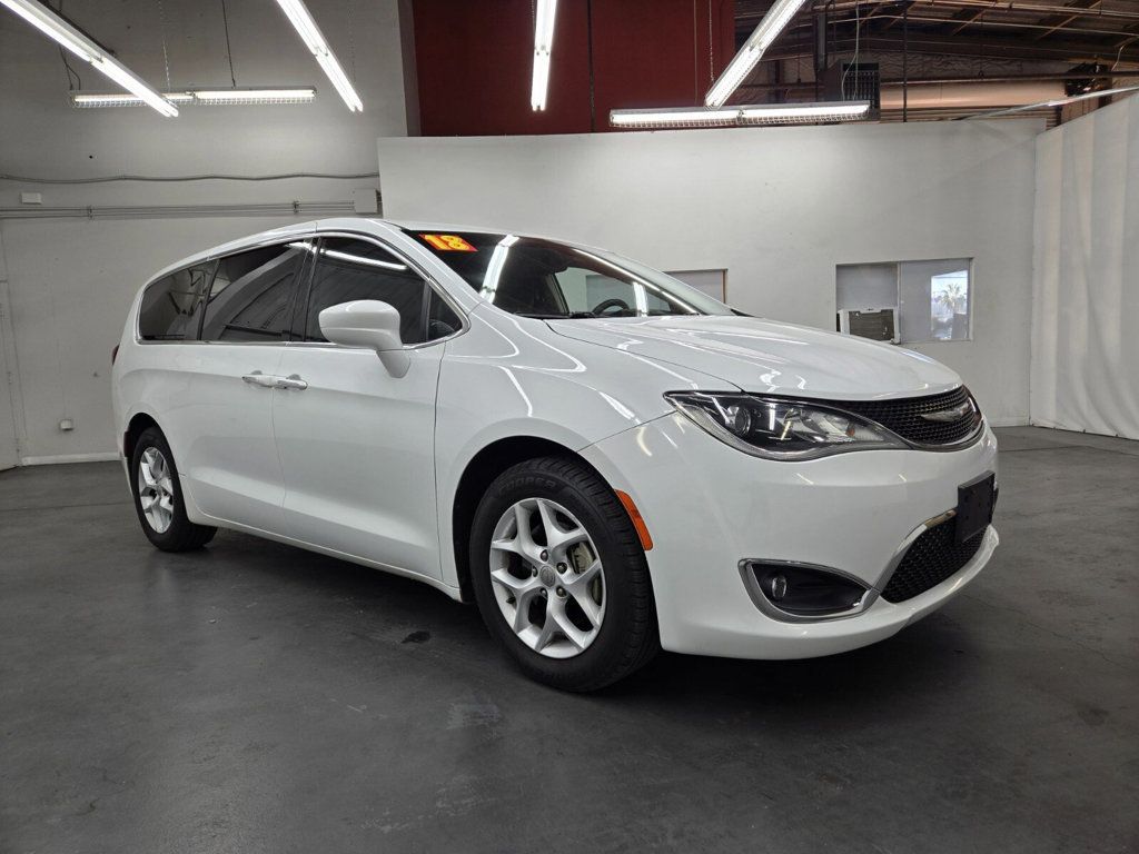 2018 Chrysler Pacifica Touring Plus FWD - 22976395 - 2