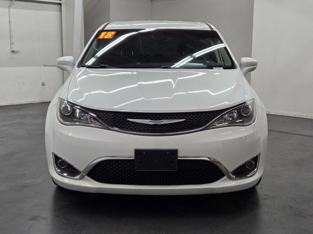2018 Chrysler Pacifica Touring Plus FWD - 22976395 - 3