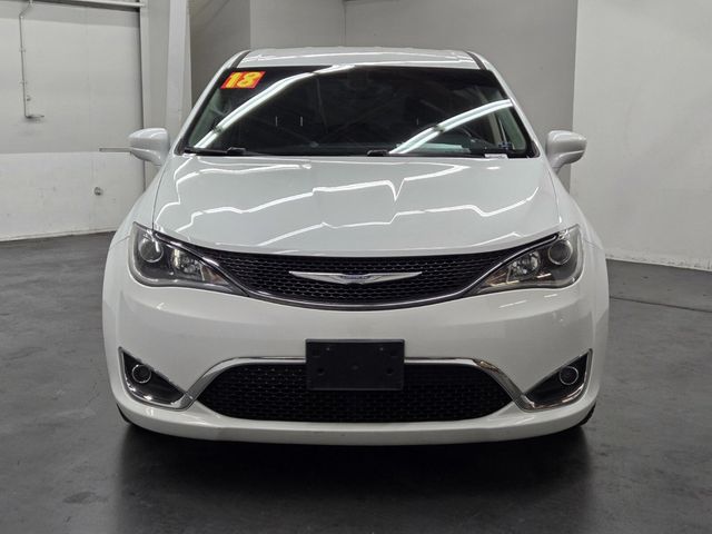 2018 Chrysler Pacifica Touring Plus FWD - 22976395 - 3