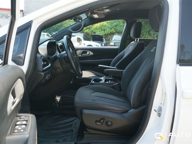 2018 Chrysler Pacifica Touring Plus FWD - 23070393 - 9
