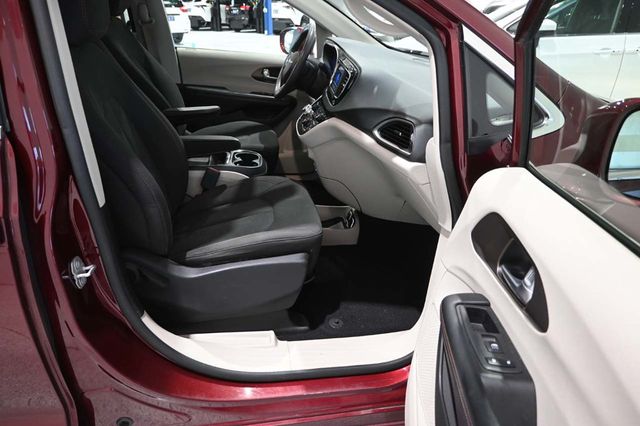 2018 Chrysler Pacifica Touring Plus FWD - 23007354 - 14