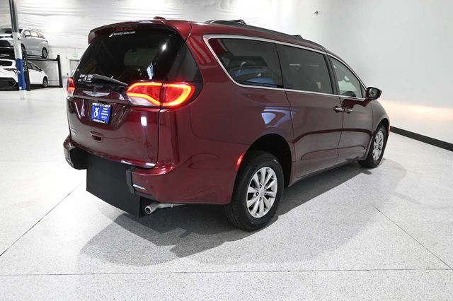 2018 Chrysler Pacifica Touring Plus FWD - 23007354 - 5