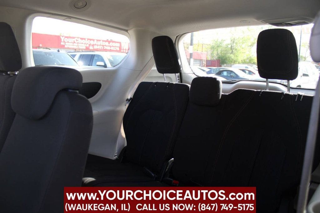 2018 Chrysler Pacifica Touring Plus FWD - 22849591 - 11