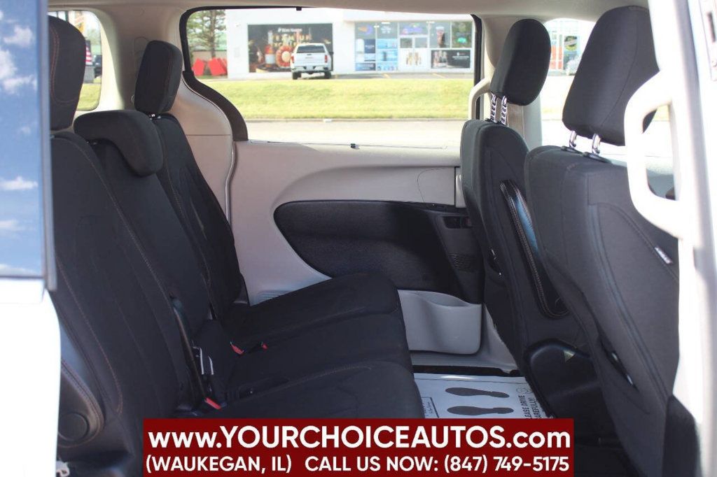 2018 Chrysler Pacifica Touring Plus FWD - 22849591 - 13