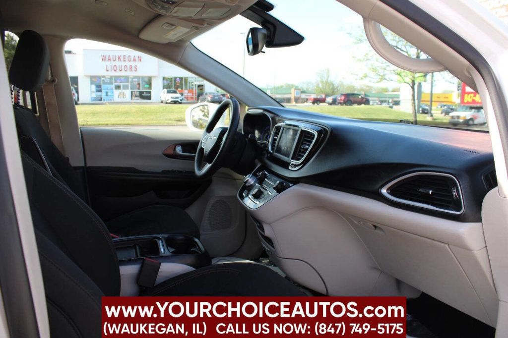 2018 Chrysler Pacifica Touring Plus FWD - 22849591 - 14