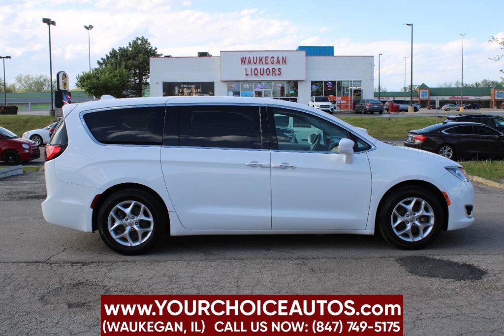 2018 Chrysler Pacifica Touring Plus FWD - 22849591 - 5
