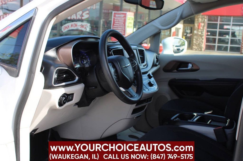 2018 Chrysler Pacifica Touring Plus FWD - 22849591 - 8