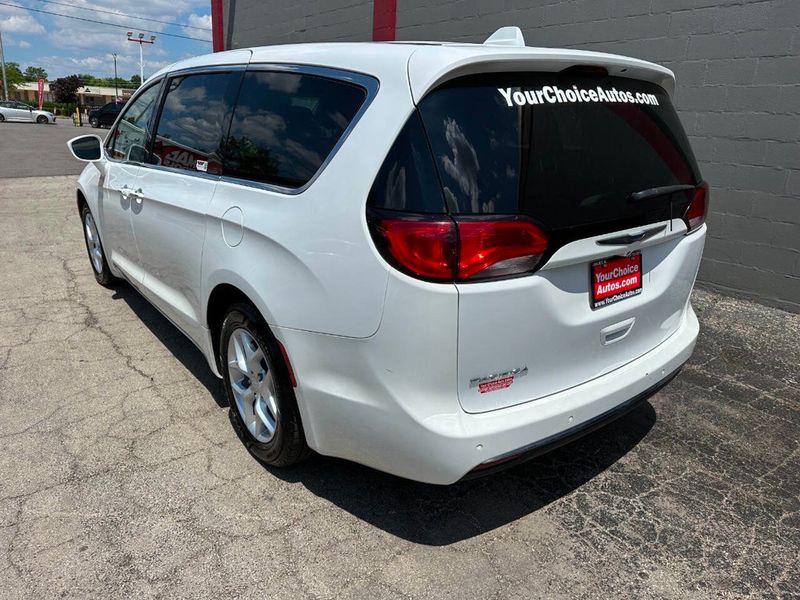 2018 Chrysler Pacifica Touring Plus FWD - 22879042 - 2
